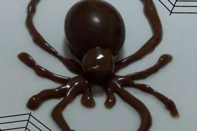 ハロウィンにも チョコで蜘蛛 レシピ 作り方 By Puniｋ クックパッド 簡単おいしいみんなのレシピが365万品