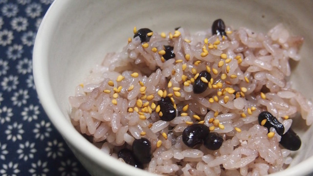 炊飯器で手軽に 秋田の甘い赤飯 レシピ 作り方 By ガメコ クックパッド 簡単おいしいみんなのレシピが353万品 炊飯器で手軽に 秋田の甘い赤飯 レシピ 作り方 By ガメコ クックパッド 簡単おいしいみんなのレシピが353万品