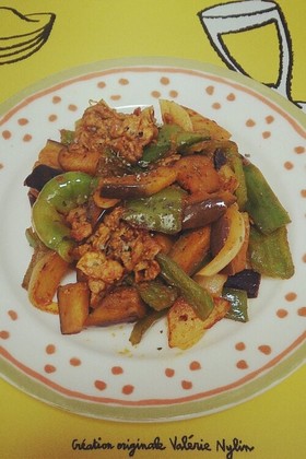 簡単♡夏野菜のトマトカレー風炒め