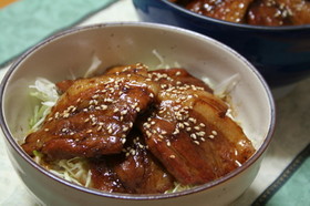 豚バラ丼