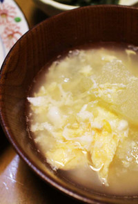 冬瓜と卵のあっさり中華風スープ