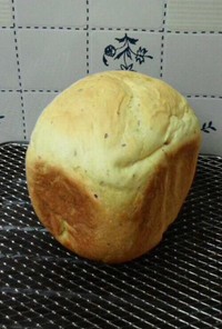 ＨＢでさつまいもたっぷりの食パン