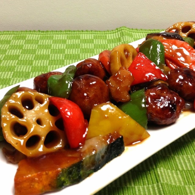 豚肉ボールとゴロゴロ野菜の黒酢酢豚 レシピ 作り方 By ぽっぽっぽ クックパッド 簡単おいしいみんなのレシピが376万品