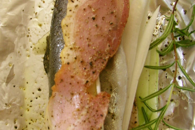 ニジマスのねぎベーコン香草 ホイル焼き レシピ 作り方 By Kame S Bar クックパッド