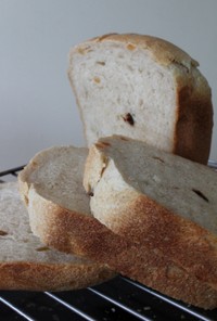 天然酵母（中種）deドライフルーツ食パン