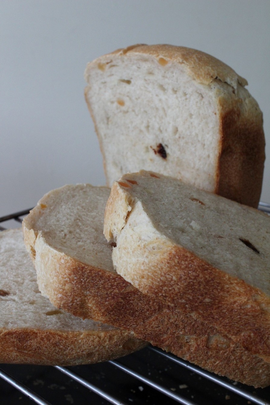 天然酵母（中種）deドライフルーツ食パンの画像