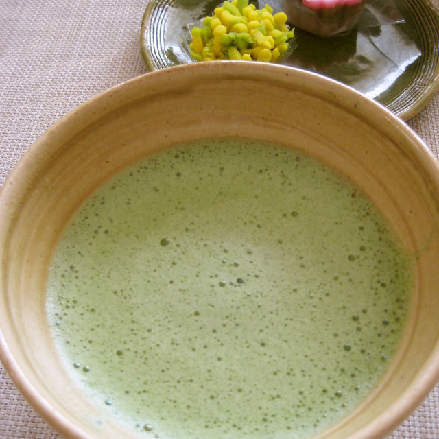 美しい日本のお茶 失敗しない抹茶の立て方 レシピ 作り方 By 時花菜 クックパッド 簡単おいしいみんなのレシピが355万品
