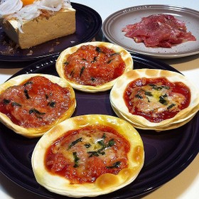 餃子の皮で簡単おつまみマルゲリータ!
