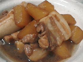 定番!鍋任せの豚バラと大根の煮物
