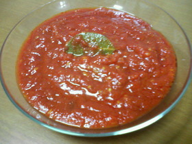 基本のトマトソース(ちょい辛)