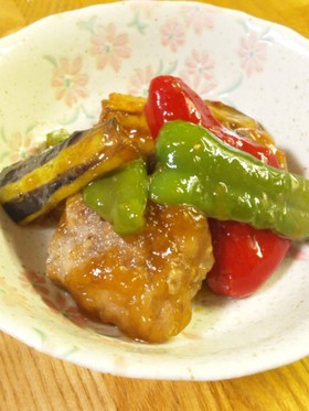ナスとピーマンと豚肉の七味ポン酢浸け