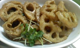 揚げてから煮てね、麩とれん根の甘辛煮♡♡