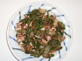 いかげそとオクラの炒めもの