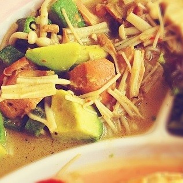 いなばのタイカレーでアボカド オクラ炒め レシピ 作り方 By ぴーまな クックパッド 簡単おいしいみんなのレシピが360万品