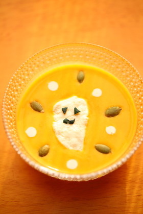 ハロウィンおばけのかぼちゃスープ