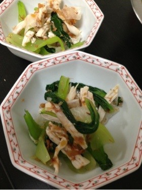 簡単副菜♪ヘルシーな青梗菜と胸肉の梅和え