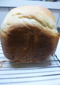ヨーグルト入りの食パン