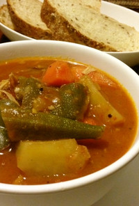 食べるスープ：チキンガンボ　