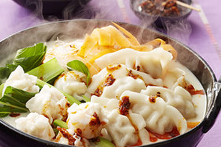 ギョーザ シューマイの白湯風鍋 レシピ 作り方 By 味の素冷凍食品 クックパッド