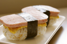 簡単!ごまスパムおにぎり