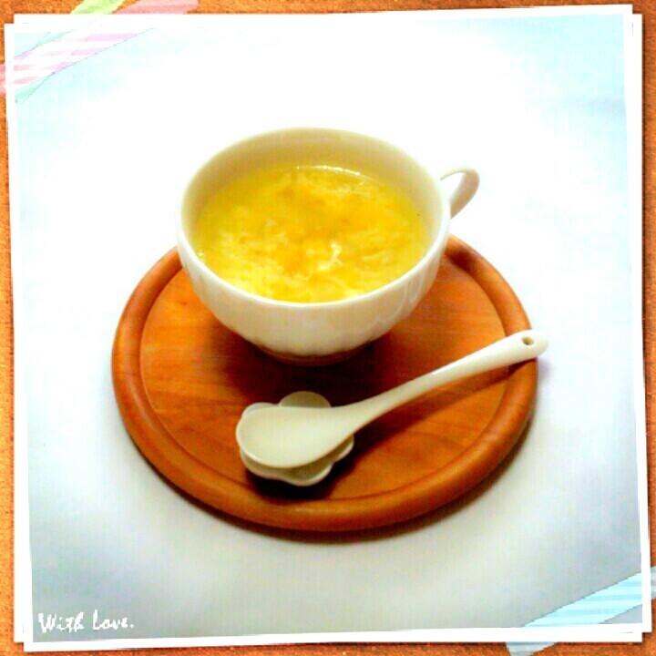 ふんわり卵と粒々コーンの中華スープの画像