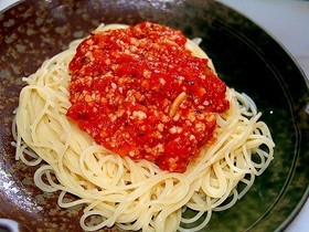 五戸水産イカそぼろ入り冷製トマトパスタ