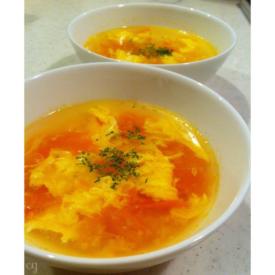 トマトと卵のスープ(西红柿鸡蛋汤)の画像