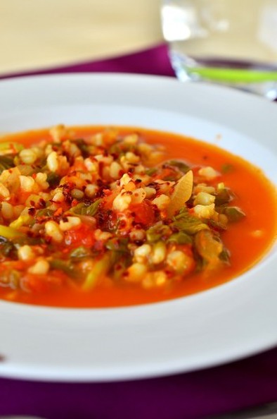 トルコ家庭料理☆スベリヒユと麦のトマト煮の写真