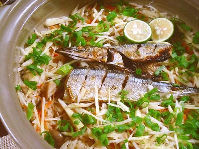 生姜たっぷり♪秋刀魚の土鍋炊き込みご飯の写真