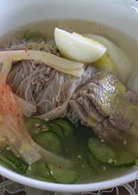 平壌風冷麺