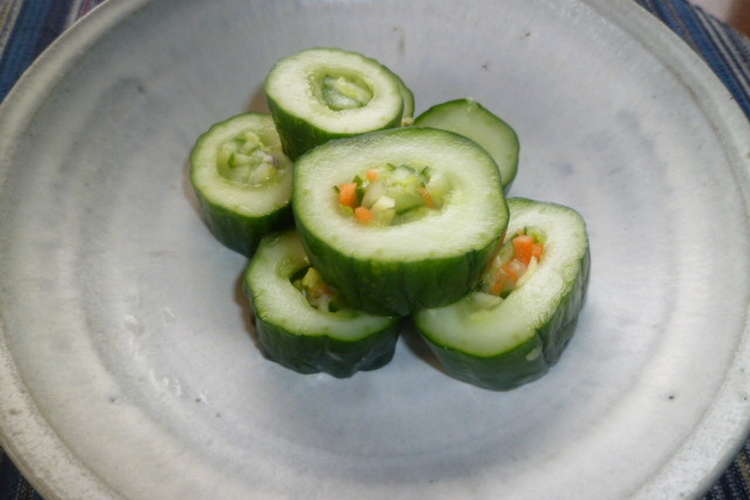 簡単に出来る胡瓜の印籠付け レシピ 作り方 By 母子草 クックパッド 簡単おいしいみんなのレシピが355万品