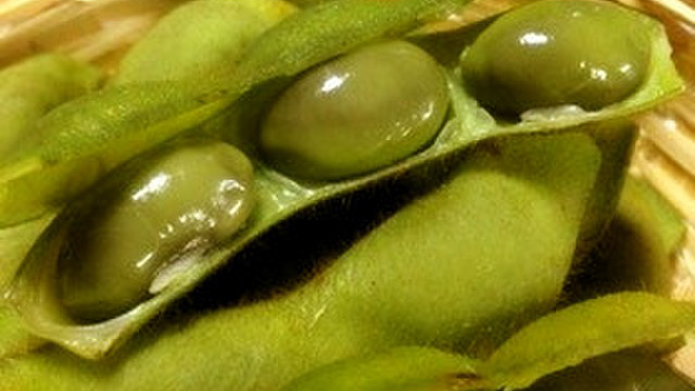 黒枝豆 枝豆 の茹で方 最高の塩加減 レシピ 作り方 By ぷるベリー クックパッド 簡単おいしいみんなのレシピが357万品