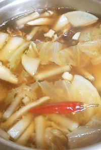 ぽっかぽか☆キノコと生姜の具沢山スープ