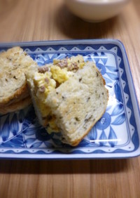 小松菜入り食パンで卵サンド
