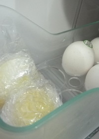 小分け保存☆塩麹漬けゆで卵