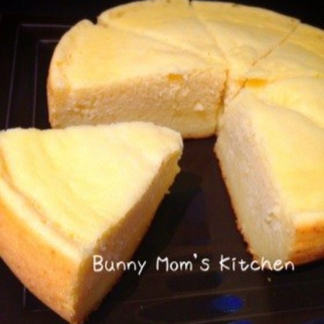 炊飯器で レモン香るチーズスフレ風ケーキ レシピ 作り方 By Bunnymom クックパッド 簡単おいしいみんなのレシピが356万品 炊飯器で レモン香るチーズスフレ風ケーキ レシピ 作り方 By Bunnymom クックパッド 簡単おいしいみんなのレシピが356万品