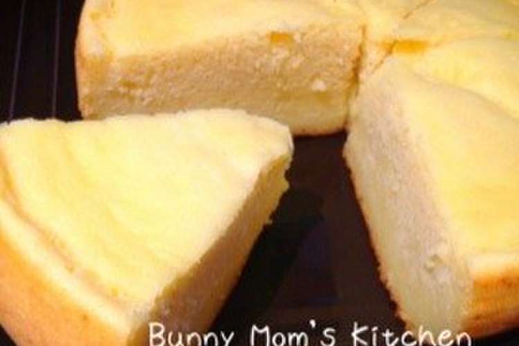 炊飯器で レモン香るチーズスフレ風ケーキ レシピ 作り方 By Bunnymom クックパッド 簡単おいしいみんなのレシピが359万品