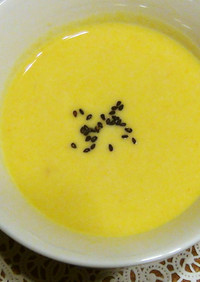 秋の味覚さつまいもとかぼちゃの豆乳スープ