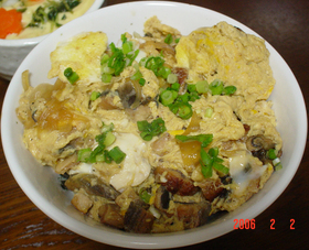 うなぎの卵とじ丼