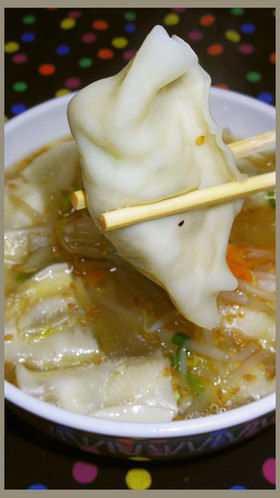 にんにくがっつり!野菜たっぷり餃子スープ