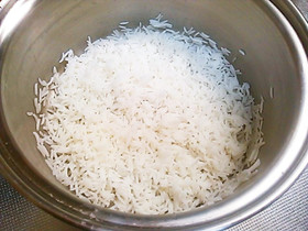 長粒米(インディカ米)の炊き方☆湯取り法