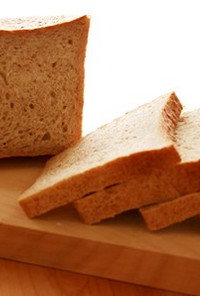 私の食パン（全粒粉40％）