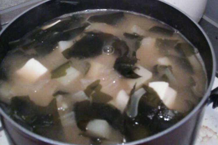 じゃがいものお味噌汁 レシピ 作り方 By ふーすけーーー クックパッド