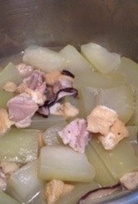 冬瓜（夕顔）と鶏肉の煮物