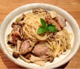鶏肉ときのこのすっぱスパゲッティー