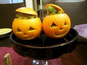オレンジとアボカドのハロウィンサラダ