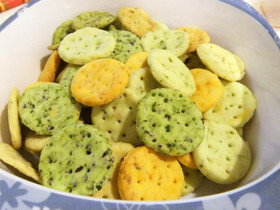 幼児おやつ♪サクサク野菜クラッカー
