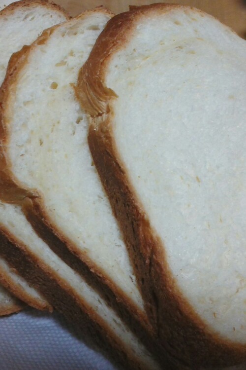コストコHMを使った食パンの画像