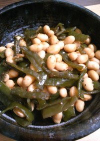 大豆と茎わかめのピリ辛炒り煮
