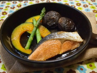 簡単！秋鮭のジンジャー風味☆オイル焼きの写真